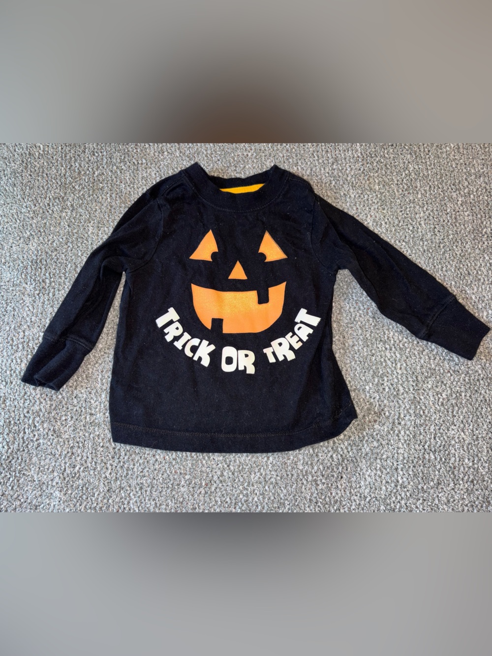 Vintage Old Navy Black Long-Sleeve Tee with Orange Pumpkin 'Trick or Treat'